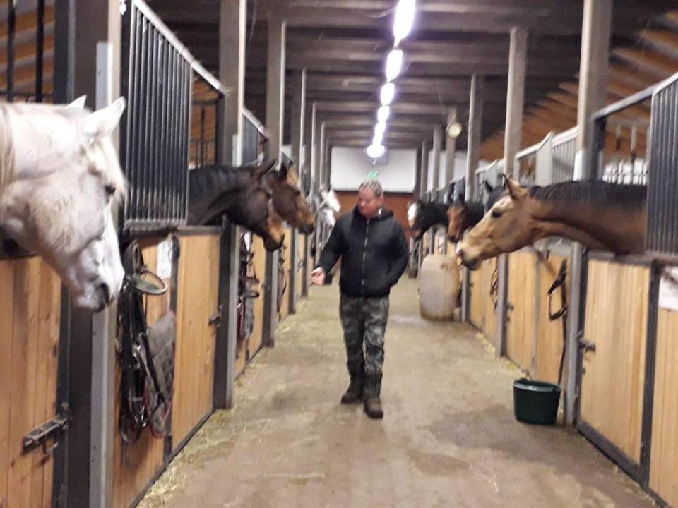 Caballus Lovasmajor Panzio Nyíregyháza Exterior foto